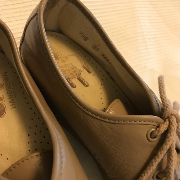 SAS Genuine Handsewn Beige Comfort Shoes 9.5 N - Picture 2 of 6